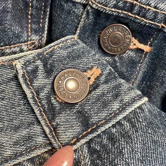 Vintage patched denim jacket by Ralph Lauren - Picture 5 of 6